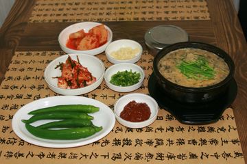 추어탕은 전국 각지에서 쉽게 만날 수 있는 정겨운 음식이지만, 그 중에서도 남원 추어탕을 최고로 친다.