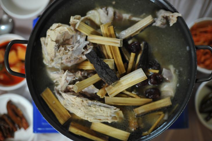 구미 대표 보양 음식 ‘한방백숙’, ‘잉어찜’,,별미,여행기사,트래블아이