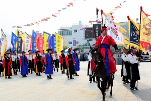 400여 년의 세월을 넘어 만나는 여수, 여수거북선축제,전라남도 여수시