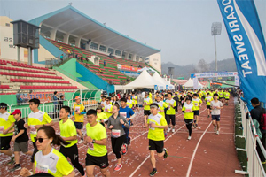 군산 속으로 RUN! 2019 군산새만금국제마라톤대회 개최