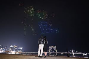 겨울밤에 전하는 따뜻한 「광안리 M 드론라이트쇼」