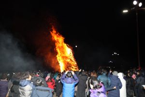 “달집 태우고 액운 날려요” 포항시, 정월대보름 달집 축제 개최