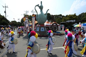 강진군, 축제-관광-경제 시너지 시작된다! 반값 관광 본격 흥행 초읽기