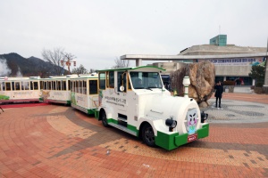 세계유산 고창 고인돌유적지, 신규 ‘모로모로열차’ 첫 운행
