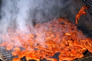 강진의 밤, 다시 뜨겁게... 불금불파 개장 