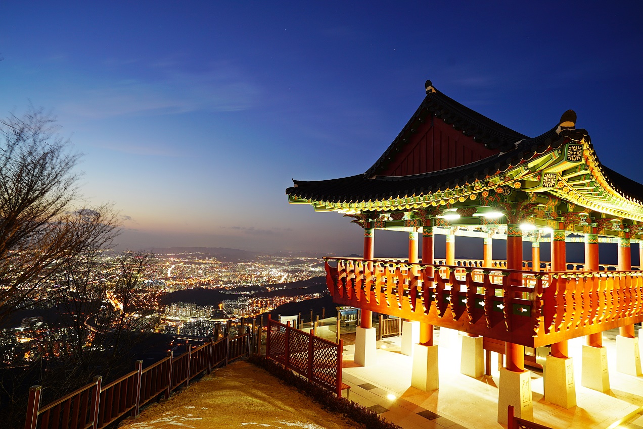  안전한 동구 관광지에서 시원한 여름을 느껴보세요! 