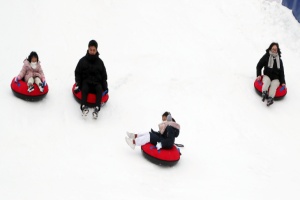  청주시, 생명누리공원 ‘꿀잼 눈썰매장’ 개장!