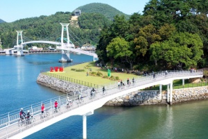 광양시, 3월엔 매화향 흩날리는 섬진강자전거길 라이딩 