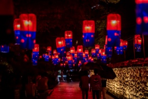 남원시, 춘향제, 청사초롱 물결 속으로 빛나다