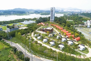 의왕 왕송호수캠핑장…7~8월 일반 요금 적용