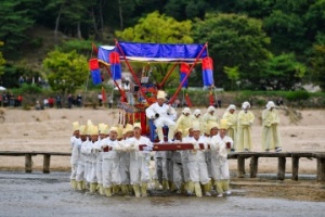 흐르는 시간 위에 서다, ‘2025영주 무섬외나무다리축제’ 개최