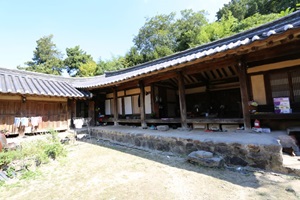 신라 고도에 흐르는 조선의 향기, 이향정(二香亭)